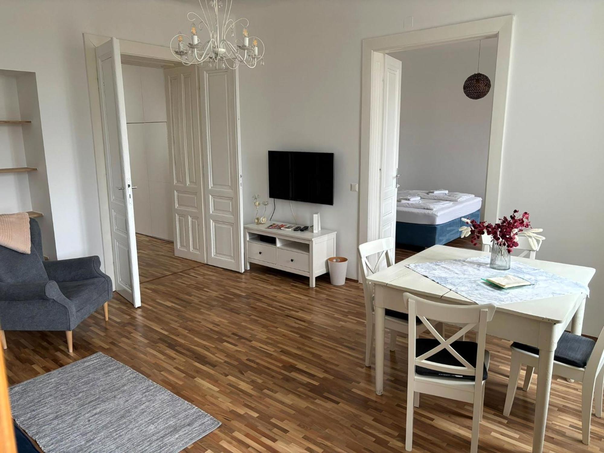 Casa Nostra - Sonnige Wohnung Direkt Am Augarten Wien Eksteriør billede